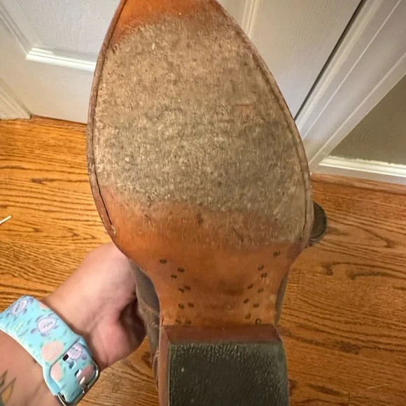 Ariat Tan Leather Western Boots - Picture 3 of 3